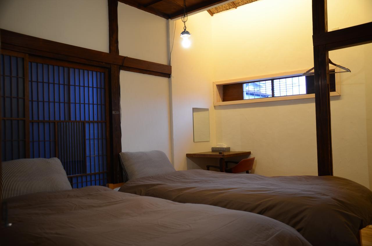 Bed & Breakfast Ichi Miura Exterior photo